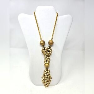 VINTAGE CHRISTIAN DIOR GOLD BAUBLES & FAUX PEARL CHA-CHA NECKLACE 1970 JEWELRY